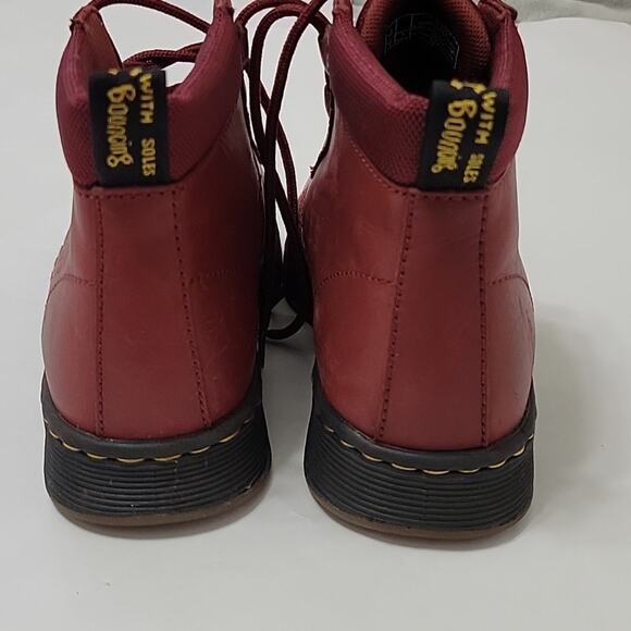 Ugg Telkes Boots - Picture 8 of 11